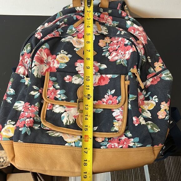 Pottery Barn Teen Northfield Pool Full Bloom Recycled Backpacks main image 4